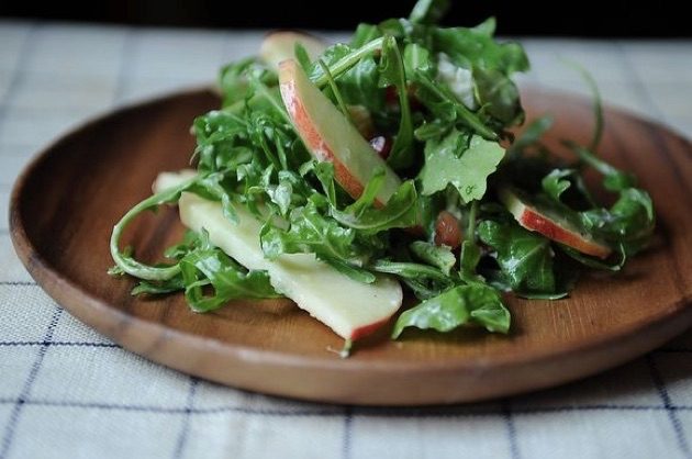 РЕЦЕПТЫ: 5 витаминных салатов