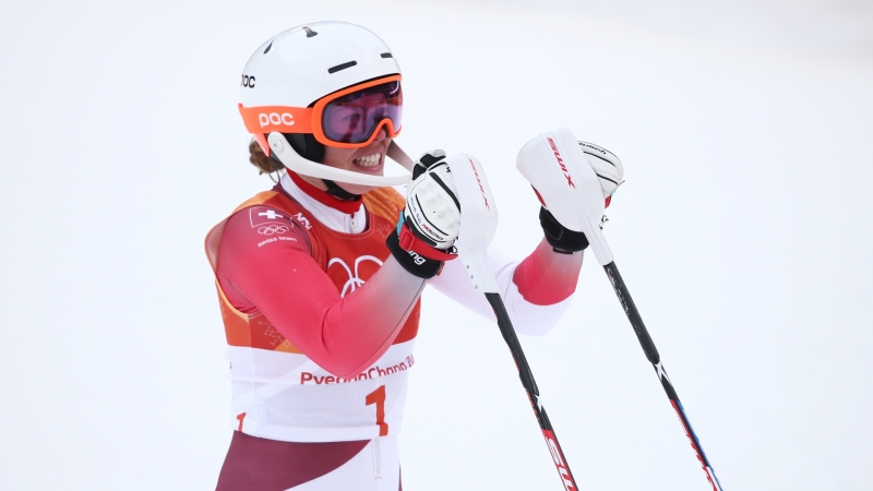 Швейцарка Гизин выиграла золото ОИ-2018 в суперкомбинации