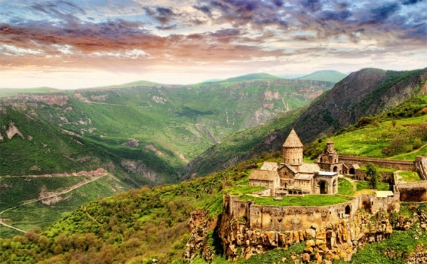 Отдых в Армении на майские праздники