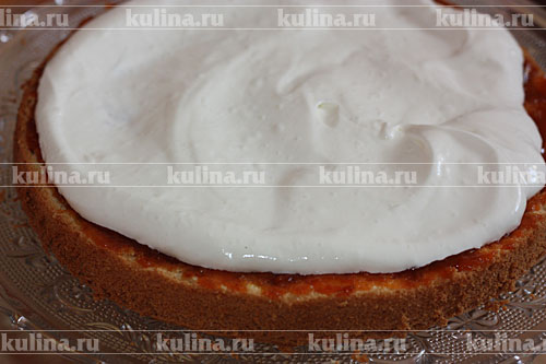 Бисквитный торт с кремом «Пломбир» 