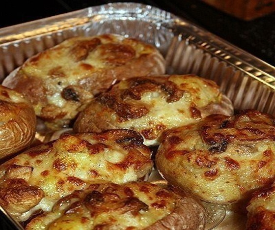 Полезный и вкусный ужин — печенный картофель с начинками 
