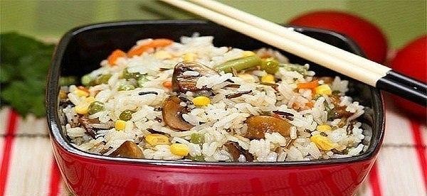 Невероятно вкусный рис с овощами и грибами 