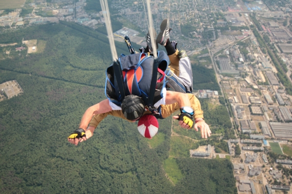 Прыжки с парашюта и воздушные экскурсии всё более популярны